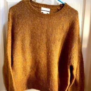 H&M women’s sweater.  Small. Perfect condition
